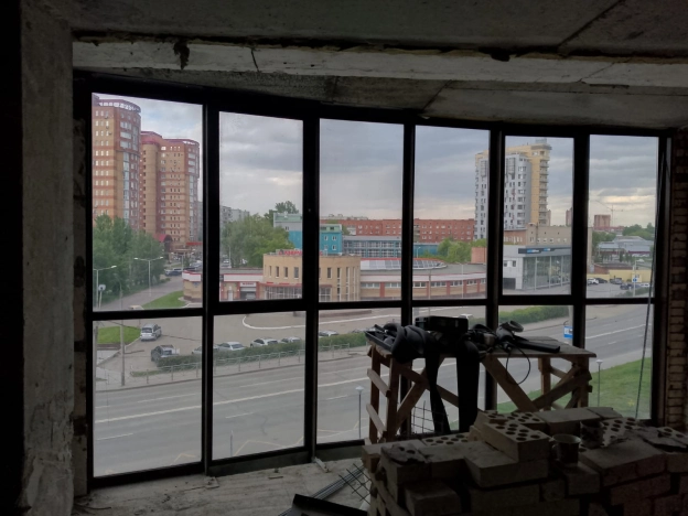 Купить квартиру на улице Маршала Жукова в Омске. Вариант № 29892, 6, площадь -  квм, цена 7590000 рублей