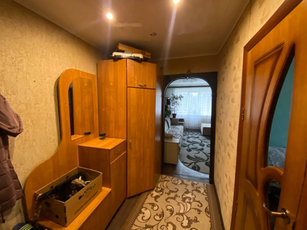 Купить трехкомнатную квартиру в Рязанской области. Вариант № 9815410, 0, площадь -  квм, цена 2300000 рублей