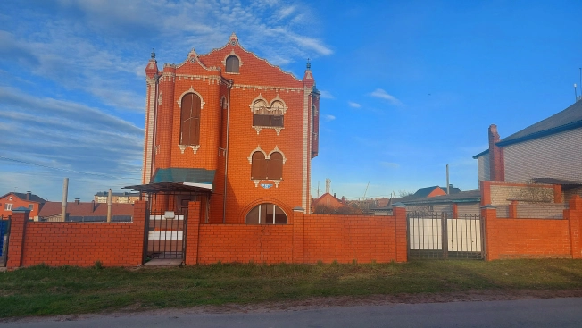 Купить дом в Белгороде. Вариант № 2191, 2, площадь -  квм, цена 5500000 рублей