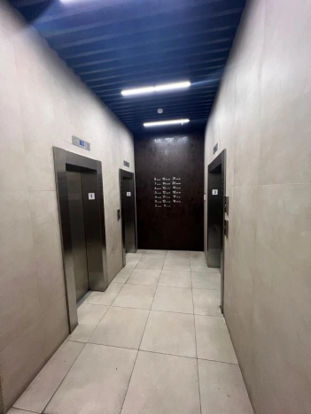 Купить квартиру в Москве. Вариант № 8864115, 11, площадь -  квм, цена 18000000 рублей