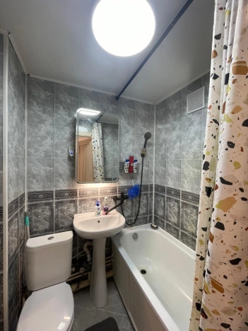 Купить однокомнатную квартиру на улице Школьная в Владимирской области. Вариант № 60814, 8, площадь -  квм, цена 2500000 рублей