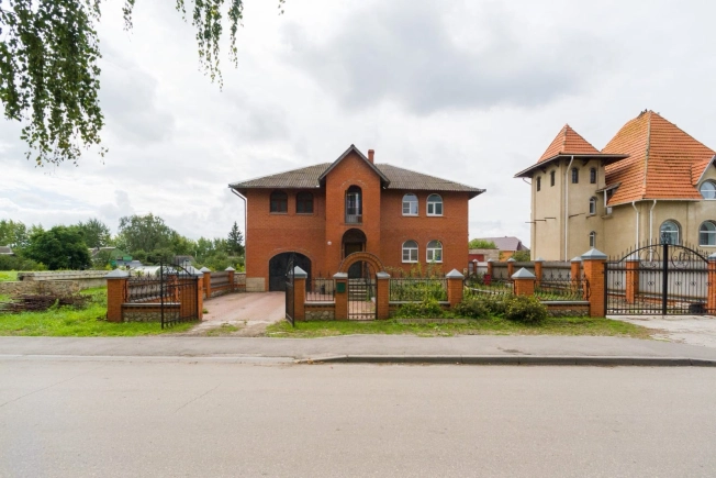 Купить дом в Тульской области. Вариант № 2830577, 2, площадь -  квм, цена 7990000 рублей