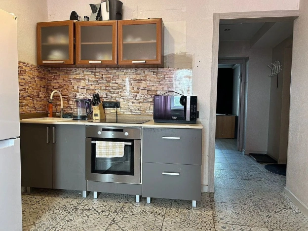 Купить квартиру в Бердске. Вариант № 7564787, 10, площадь -  квм, цена 4280000 рублей