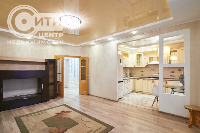 Купить трехкомнатную квартиру на улице Московский проспект в Воронеже. Вариант № 24405, 3, площадь -  квм, цена 11500000 рублей