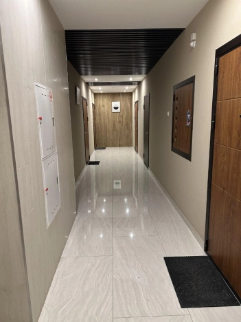 Снять квартиру у метро Площадь Гарина-Михайловского в Новосибирске. Вариант № 8909270, 20, площадь -  квм, цена 80000 рублей