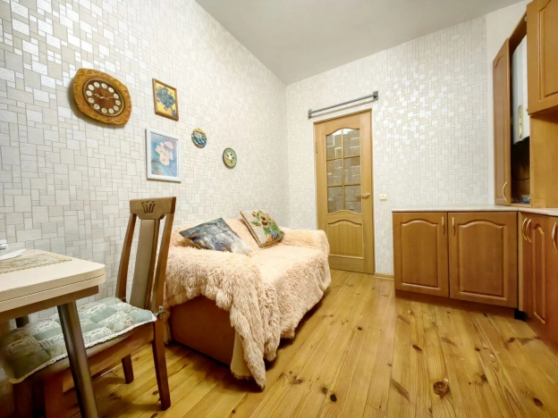 Купить квартиру на улице Киевское шоссе в Смоленске. Вариант № 7884327, 4, площадь -  квм, цена 4900000 рублей