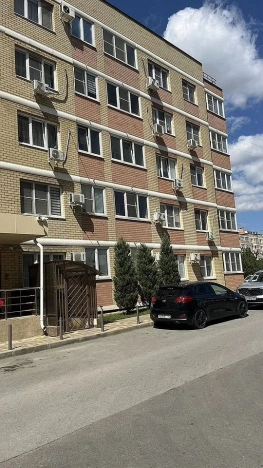 Купить двухкомнатную квартиру в Ростовской области. Вариант № 9651889, 21, площадь -  квм, цена 7050000 рублей