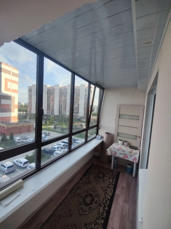 Купить двухкомнатную квартиру на вторичке на улице Ладожская в Новосибирской области. Вариант № 2542226, 4, площадь -  квм, цена 6200000 рублей