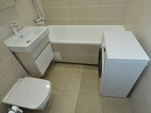 Купить однокомнатную квартиру в ЦАО в Новосибирске. Вариант № 10004, 24, площадь -  квм, цена 6990000 рублей