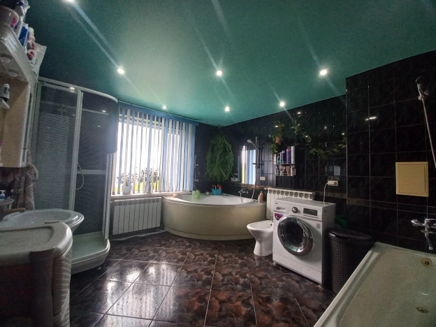 Купить четырехкомнатную квартиру на вторичке в Ивановской области. Вариант № 2889523, 16, площадь -  квм, цена 7120000 рублей