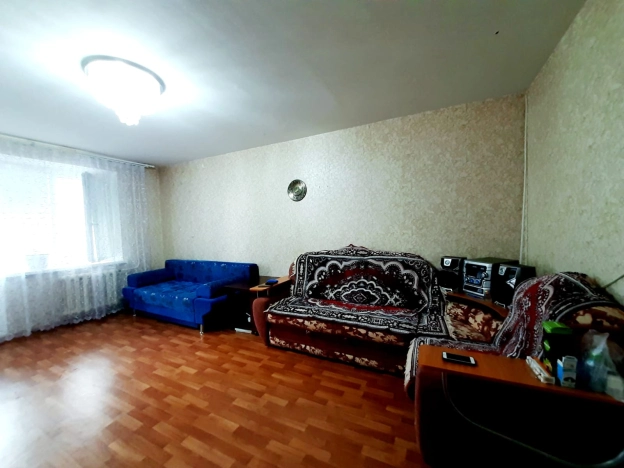 Купить квартиру в Тобольске. Вариант № 5395023, 3, площадь -  квм, цена 5700000 рублей