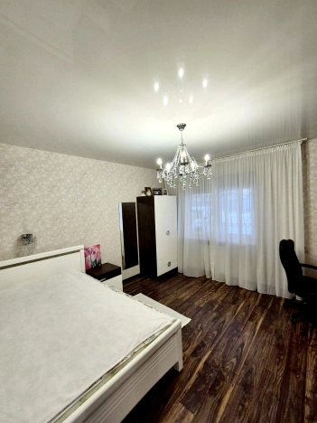 Купить трехкомнатную квартиру на улице Бориса Пастернака в Калининграде. Вариант № 32482, 3, площадь -  квм, цена 15350000 рублей