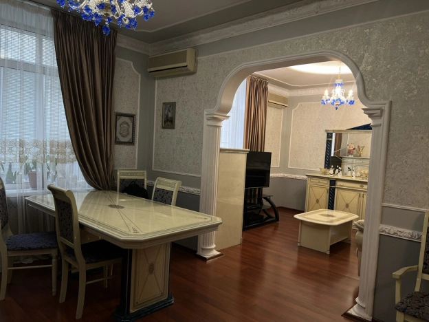 Купить квартиру у метро Нагорная в Москве. Вариант № 30527, 6, площадь - квм, цена 30000000.0000 рублей