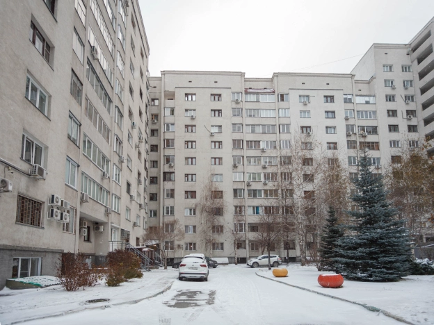 Купить трехкомнатную квартиру в Новосибирске. Вариант № 8141737, 31, площадь -  квм, цена 16300000 рублей