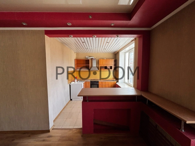 Купить квартиру на вторичке на улице Невельская в Сахалинской области. Вариант № 10525790, 6, площадь - квм, цена 11000000 рублей