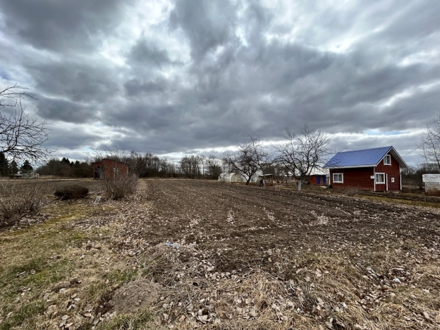 Купить земельный участок в Вологодской области. Вариант № 35477, 12, площадь -  квм, цена 260000 рублей