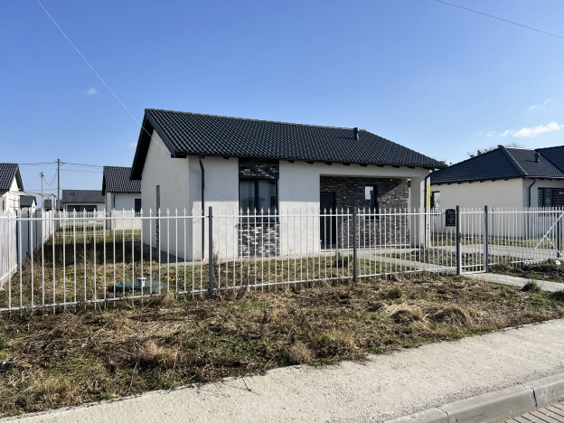 . Вариант № 6905, 3, площадь - 75 квм, цена 9000000 рублей