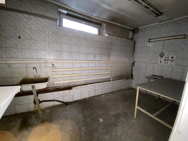 Купить здания в Бийске. Вариант № 23404, 7, площадь - квм, цена 9000000 рублей