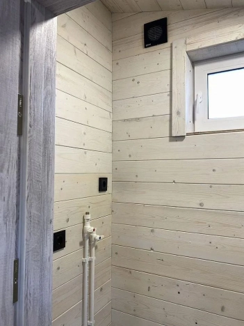 Купить дом на улице Совхозная в Тюменской области. Вариант № 8448606, 22, площадь -  квм, цена 2100000 рублей