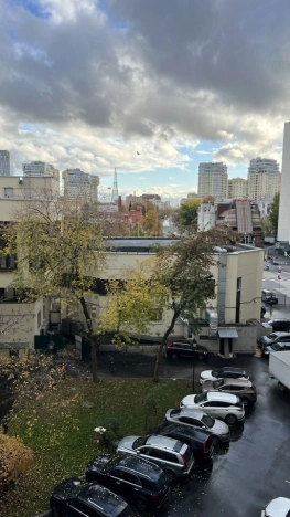 Купить квартиру в Москве. Вариант № 10389444, 19, площадь -  квм, цена 31900000 рублей