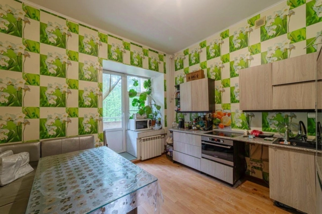 Купить квартиру на вторичке в районе Выхино-Жулебино в Москве. Вариант № 10343627, 4, площадь -  квм, цена 15500000 рублей