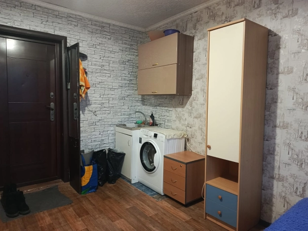 Снять комнату в Омске. Вариант № 9805268, 3, площадь -  квм, цена 10500 рублей