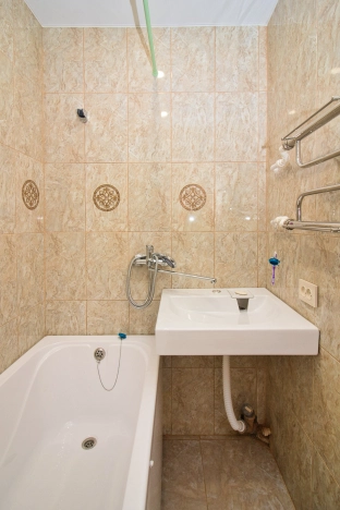 Купить квартиру на улице проспект Строителей в Владимире. Вариант № 3070309, 16, площадь -  квм, цена 4800000 рублей