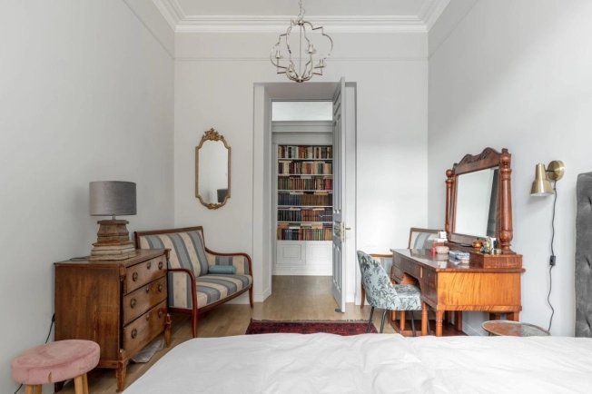 Купить четырехкомнатную квартиру в ЦАО в Москве. Вариант № 26744, 5, площадь -  квм, цена 194670000 рублей