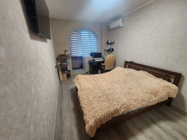 Купить квартиру в Москве. Вариант № 8113968, 4, площадь -  квм, цена 15300000 рублей