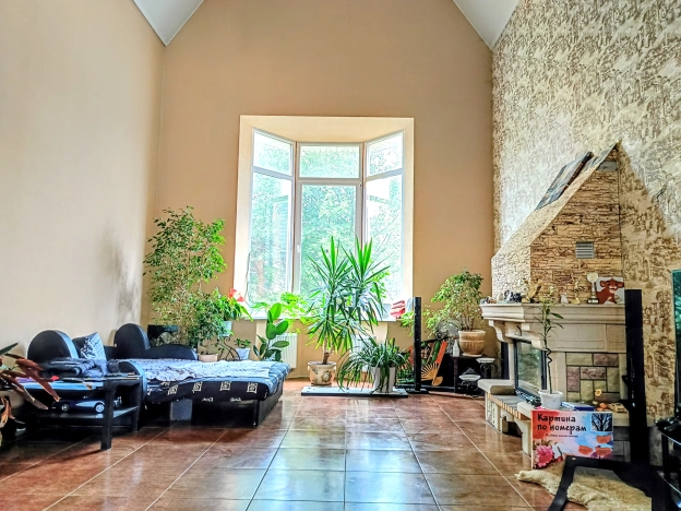 Купить дом в Москве. Вариант № 11533, 19, площадь - квм, цена 20000000 рублей