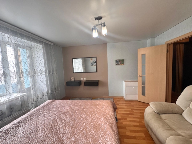 Купить квартиру на улице Красная Сибирь в Бердске. Вариант № 4148925, 10, площадь -  квм, цена 7400000 рублей