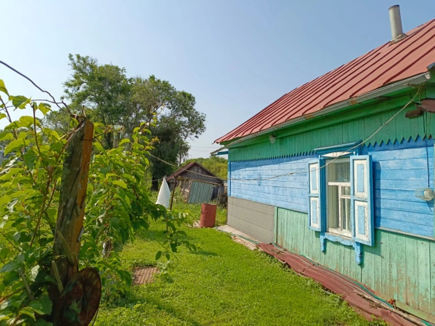 Купить дом на улице Михайловская в Приморском крае. Вариант № 53805, 10, площадь -  квм, цена 1000000 рублей