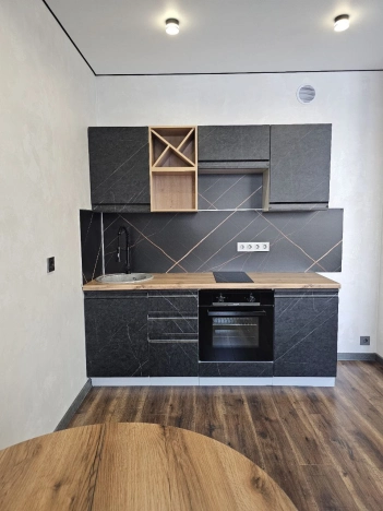 Купить квартиру в Тобольске. Вариант № 9280891, 29, площадь -  квм, цена 4150000 рублей