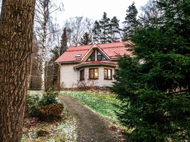 Купить дом в районе Выборгский в Санкт-Петербурге. Вариант № 23826, 29, площадь -  квм, цена 55000000 рублей