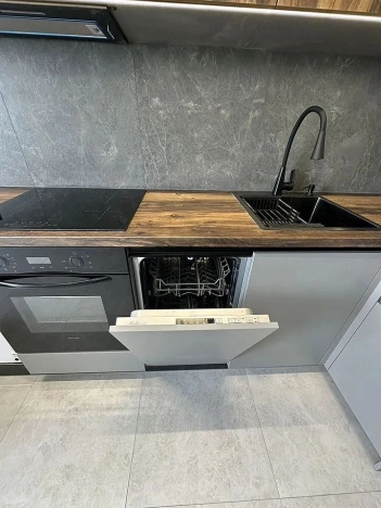 Купить однокомнатную квартиру в районе Октябрьский в Ростове-на-Дону. Вариант № 3431637, 4, площадь -  квм, цена 7990000 рублей