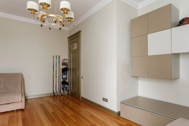 Купить квартиру в Москве. Вариант № 8074308, 31, площадь -  квм, цена 115000000 рублей