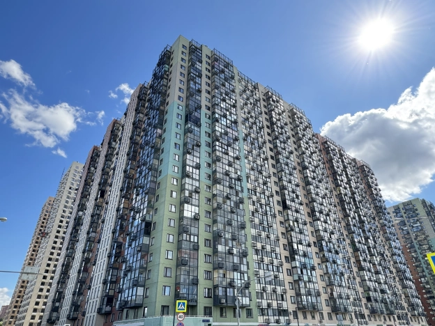 Купить трехкомнатную квартиру в СЗАО в Москве. Вариант № 1736452, 10, площадь -  квм, цена 22949000 рублей