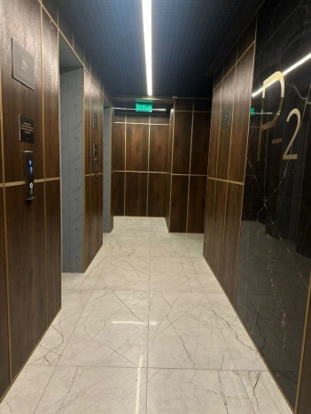 Купить квартиру в Москве. Вариант № 8830270, 17, площадь -  квм, цена 39950000 рублей