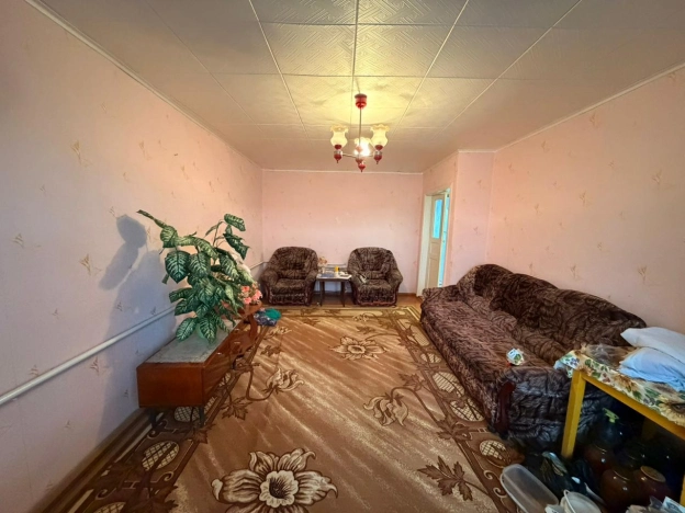 Купить двухкомнатную квартиру на улице Засечная в Пензенской области. Вариант № 7634098, 4, площадь - квм, цена 2400000 рублей