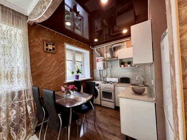 Купить двухкомнатную квартиру на улице Гурьянова в Калуге. Вариант № 1917567, 5, площадь -  квм, цена 3250000 рублей