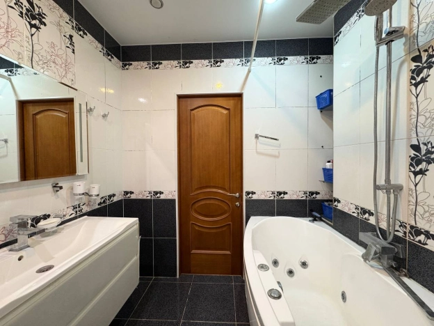 . Вариант № 43462, 13, площадь - 110.3 квм, цена 11500000 рублей