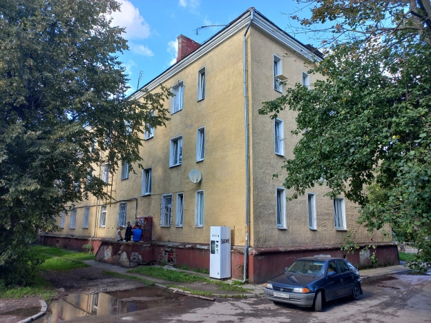 Купить комнату в Калининграде. Вариант № 2488506, 14, площадь -  квм, цена 1900000 рублей