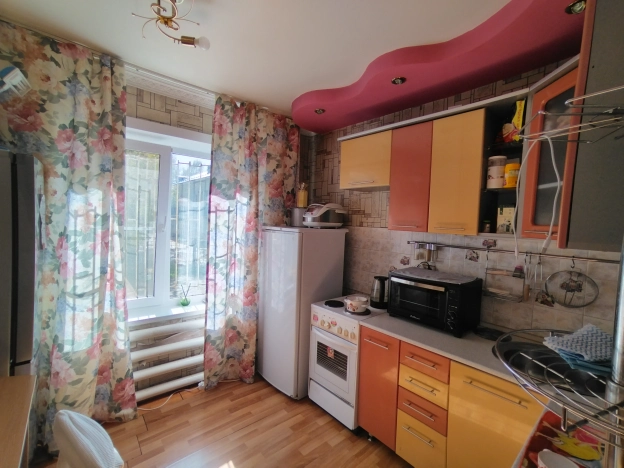 Купить двухкомнатную квартиру на улице переулок Николая Липового в Бийске. Вариант № 5921962, 14, площадь -  квм, цена 4750000 рублей