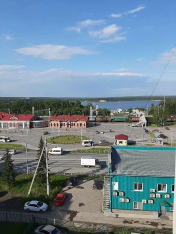 Купить трехкомнатную квартиру на улице Жилмассив в Новосибирской области. Вариант № 9561293, 1, площадь -  квм, цена 10400000 рублей