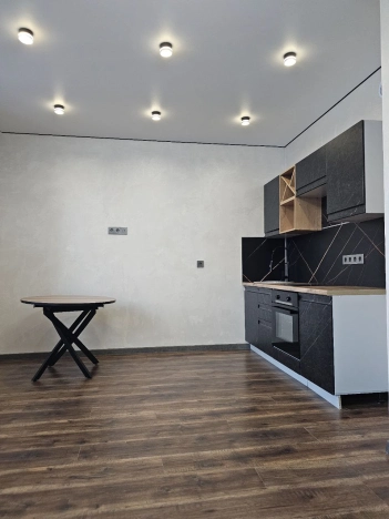 Купить квартиру в Тобольске. Вариант № 9280891, 1, площадь -  квм, цена 4150000 рублей