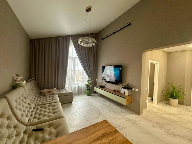 . Вариант № 48256, 12, площадь - 112 квм, цена 7800000 рублей