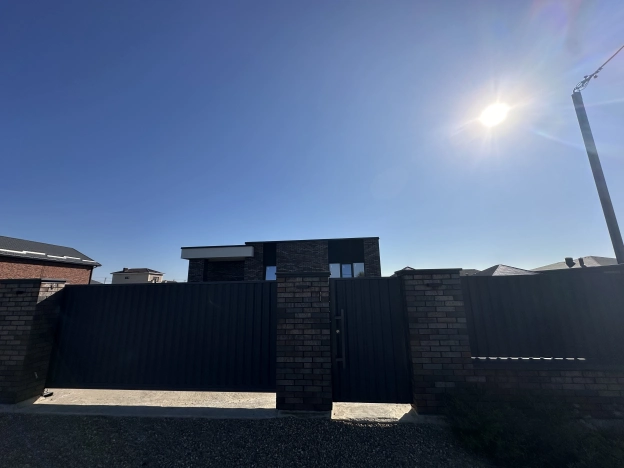 Купить дом на улице 1-й Становой проезд в Краснодаре. Вариант № 46967, 5, площадь -  квм, цена 14500000 рублей