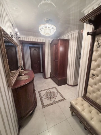 Купить квартиру в Москве. Вариант № 10100015, 5, площадь - квм, цена 22000000 рублей