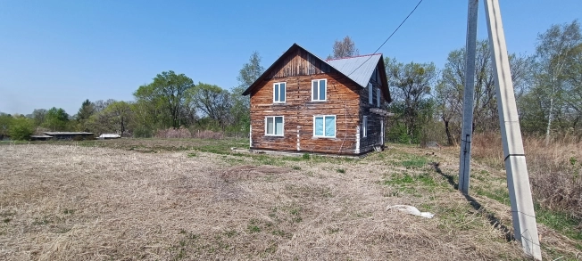 Купить дом на улице Садовая в Приморском крае. Вариант № 9157, 17, площадь -  квм, цена 5500000 рублей