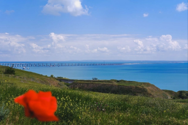 Купить трехкомнатную квартиру в Керчи. Вариант № 25471, 25, площадь - квм, цена 5600000 рублей